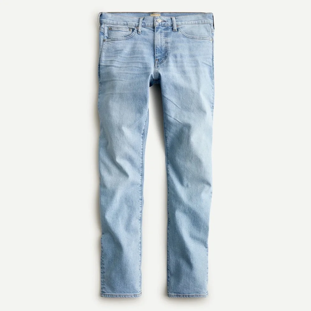 484 Slim-fit stretch jean in seven-year wash - Picture 1 of 8
